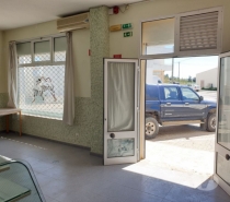 Comprar Loja Faro - Fotos para Loja bem equipada no Patacão, Faro